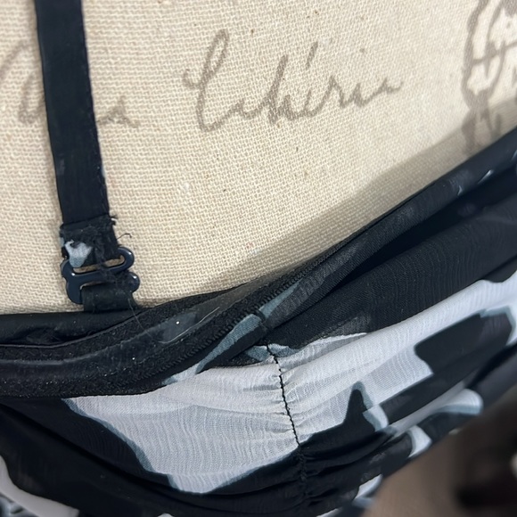 The Limited Maxi Dress floral pattern - Picture 6 of 10